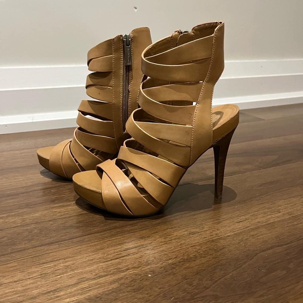 Elegant Tan Strappy Heels